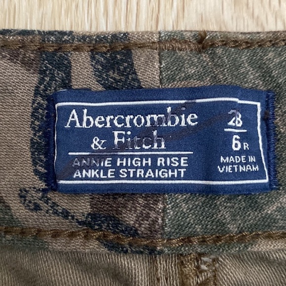 Y2K Vintage Inspired Abercrombie Camo Pants Size 28 Streetwear Cool Straight Leg - Picture 11 of 13